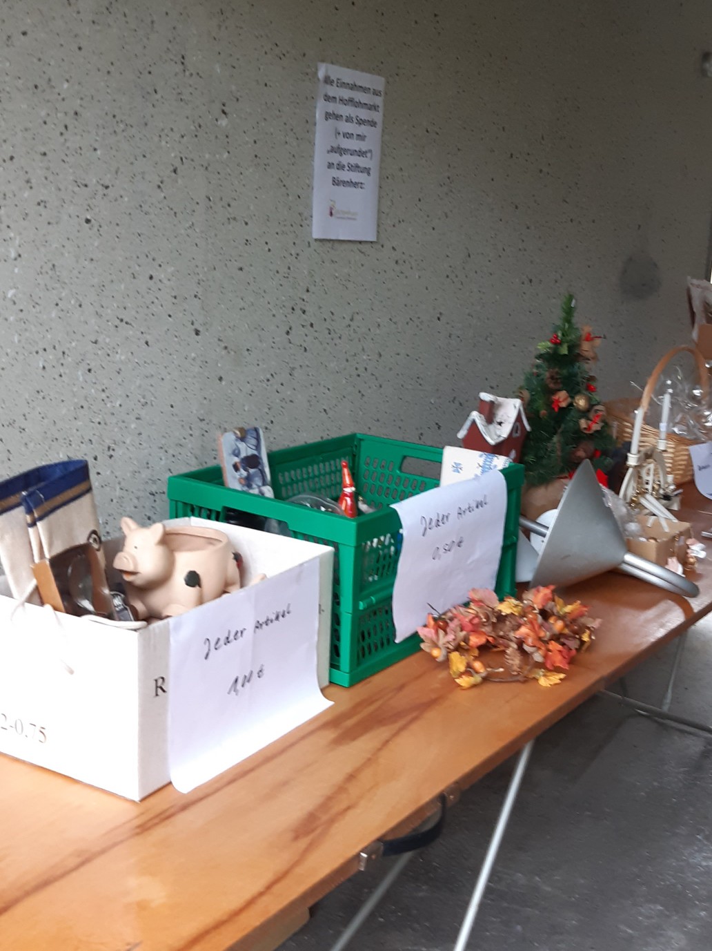 Flohmarkt Tisch